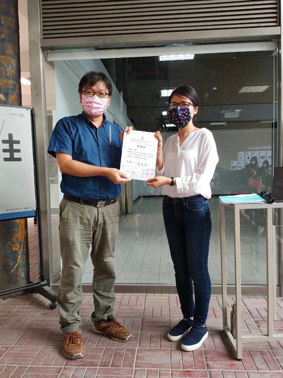 108學年度第二學期《藝術家聊天室》木／主－翁琤筑個展