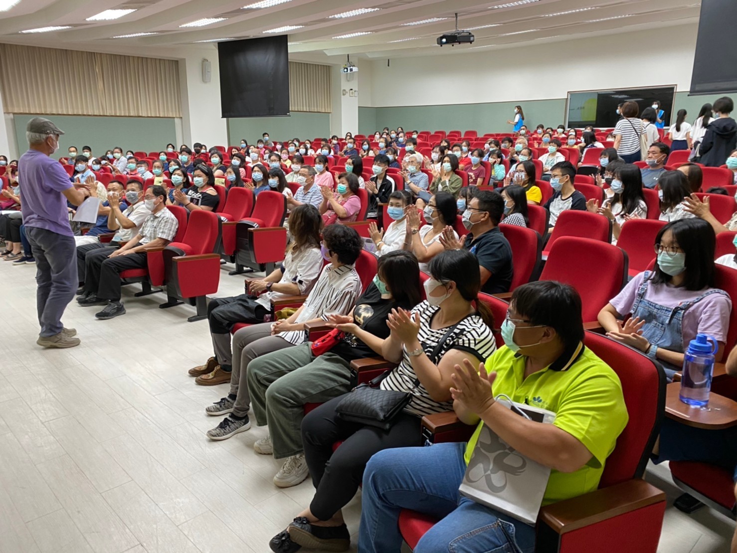  109學年度大學部四技暨七年一貫制新生入學家長說明